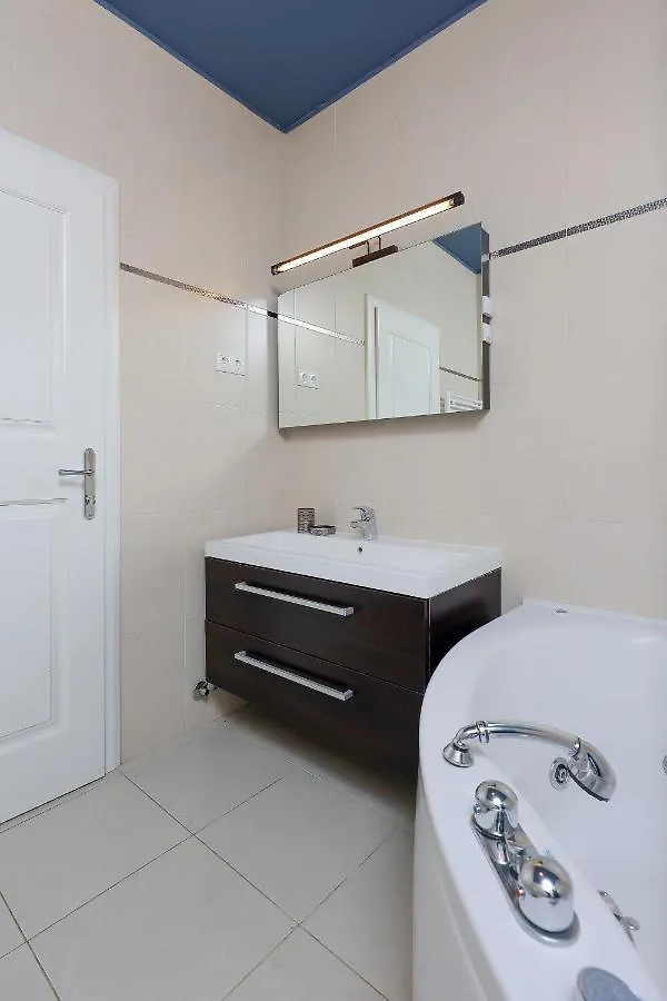Moro Vrbnik Apartment