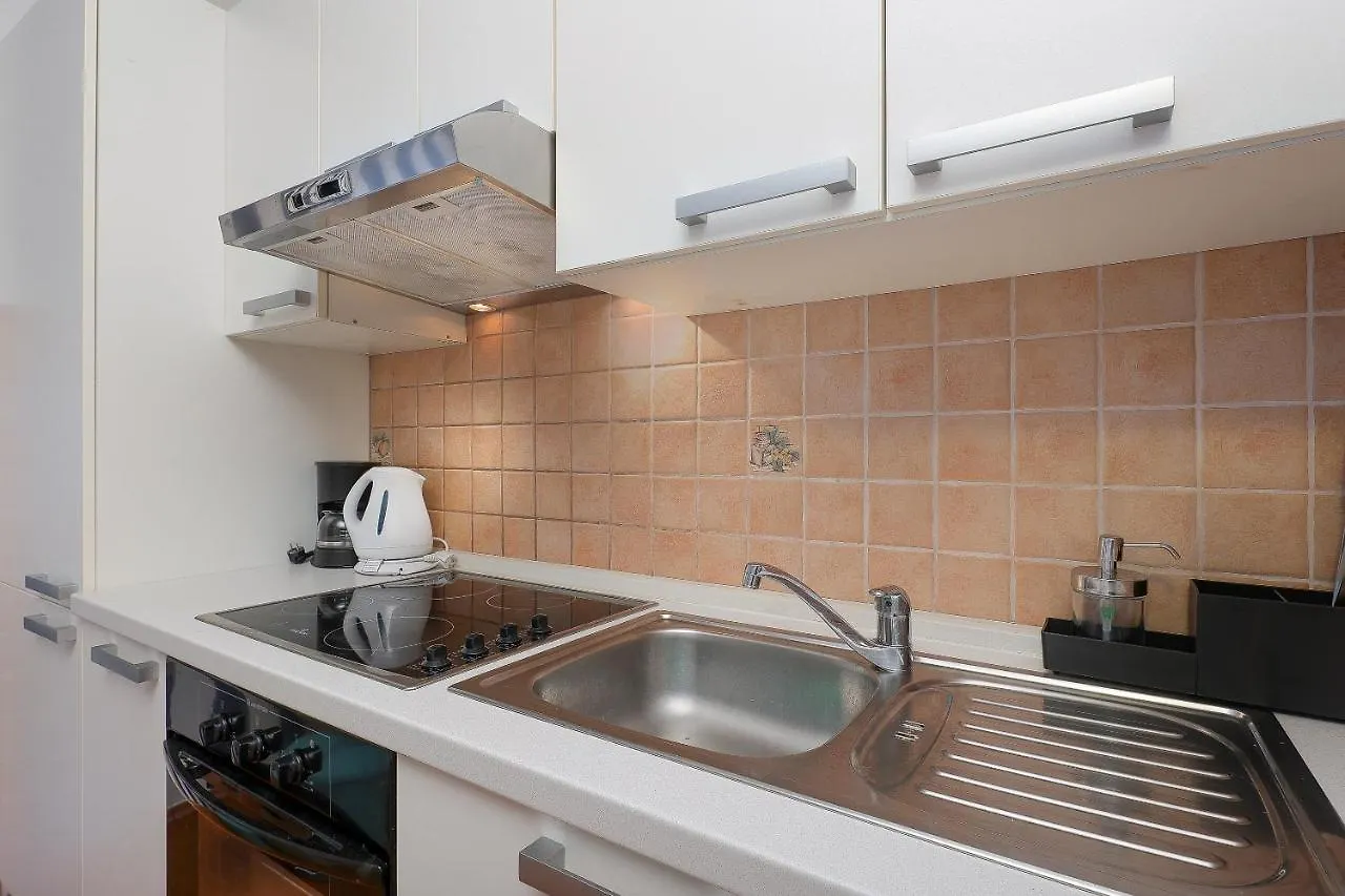 Moro Vrbnik Apartman