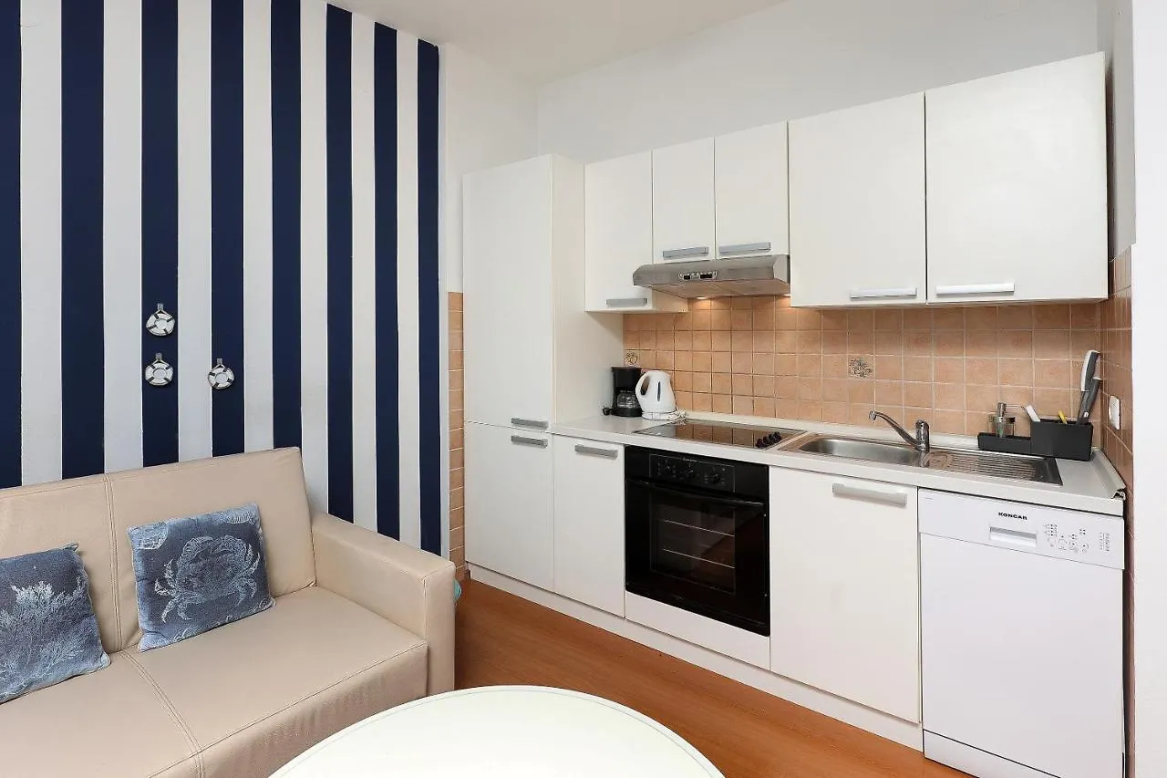 Moro Vrbnik Apartment Croatia