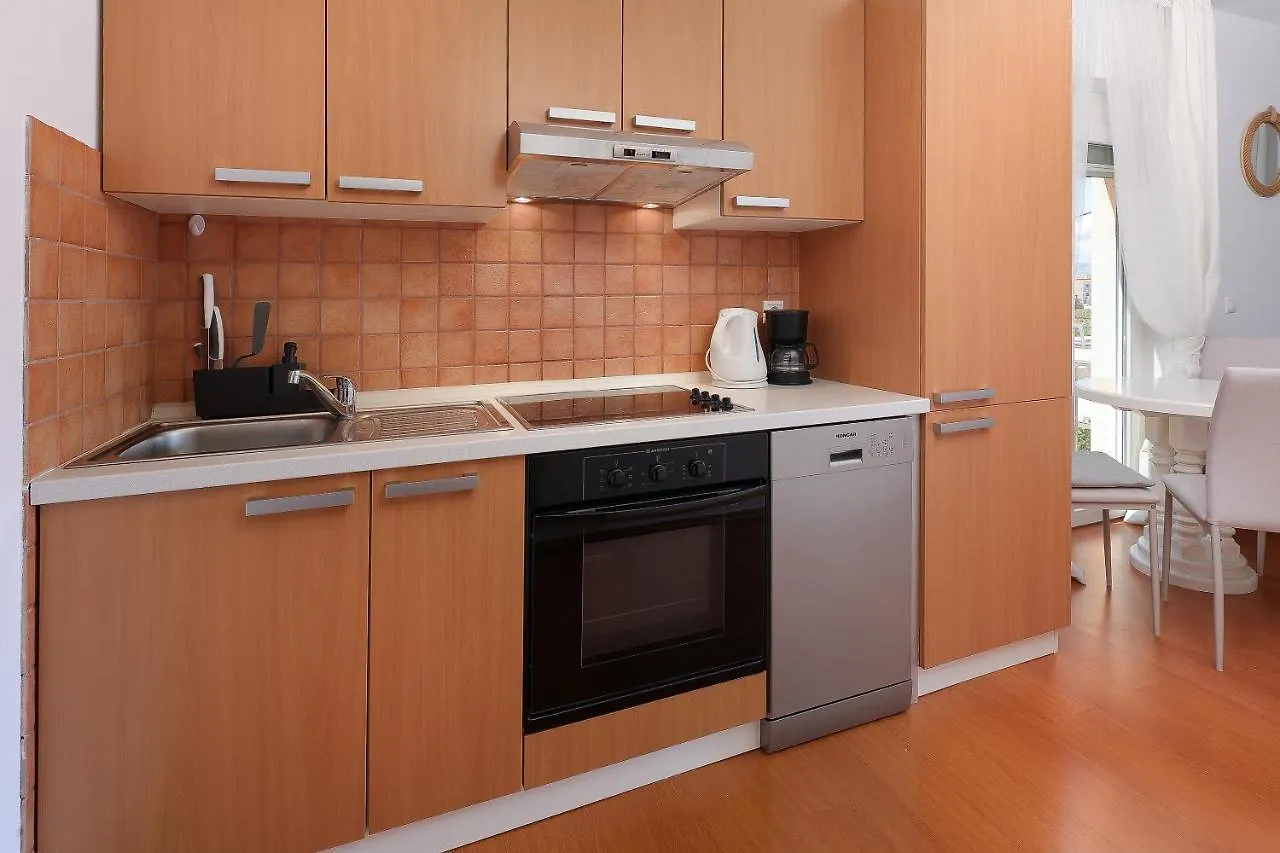 Moro Vrbnik Apartment Croatia