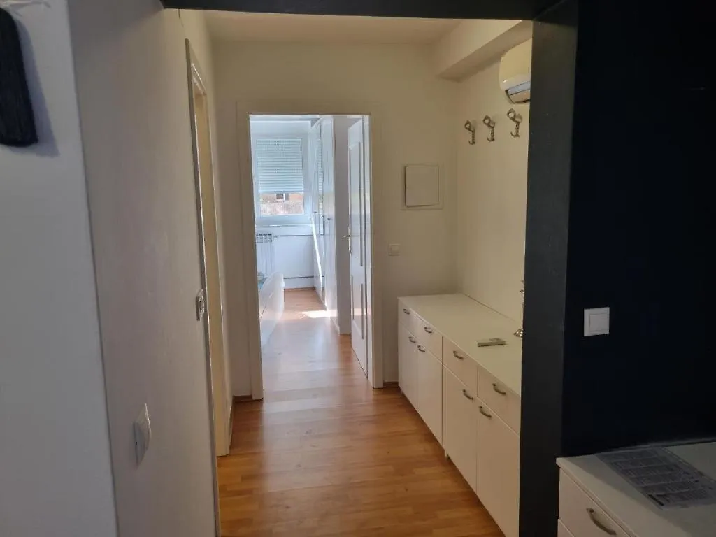 Moro Vrbnik Apartment